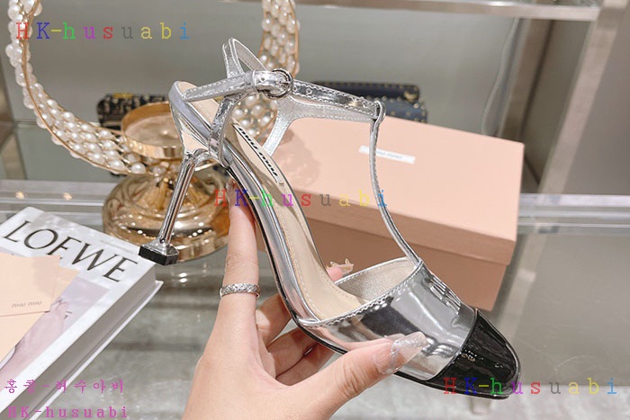 NEW 미우미우 신발 신상 MU 8857220