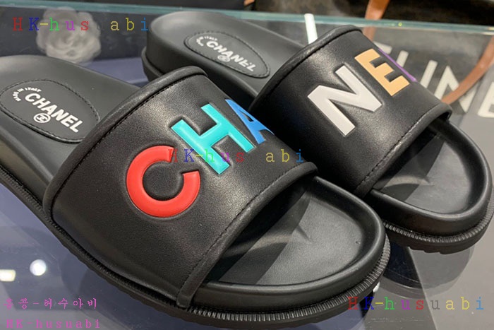 NEW 샤넬 슬리퍼 신상 C 530011