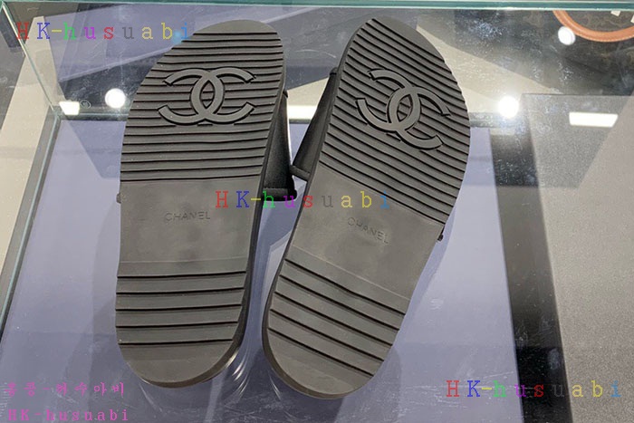 NEW 샤넬 슬리퍼 신상 C 530011