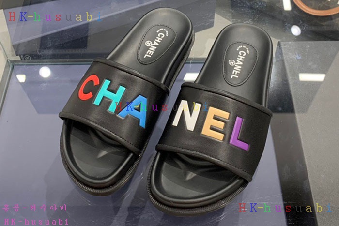 NEW 샤넬 슬리퍼 신상 C 530011