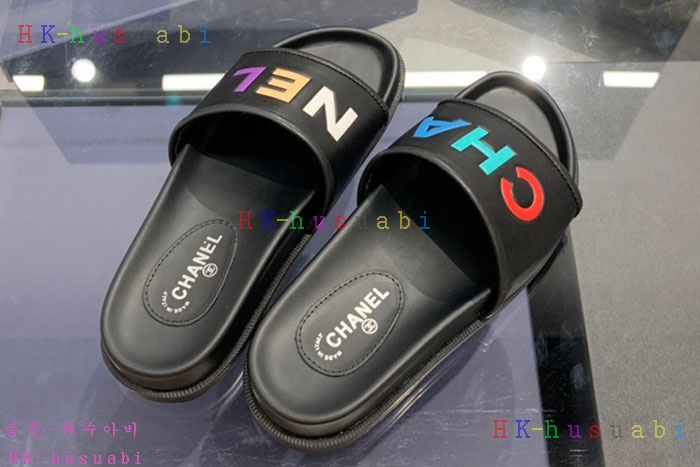 NEW 샤넬 슬리퍼 신상 C 530011