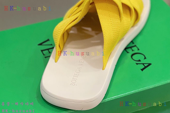 NEW 보테가베네타 샌들 신상 BV 855200