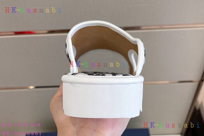 NEW 디올 샌들 신상 DR 144142