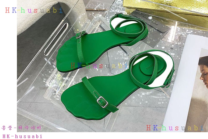 NEW  발렌시아가 샌들 신상 B 118242