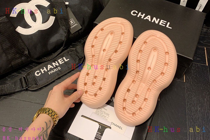 NEW 샤넬 샌들 신상 C 682401