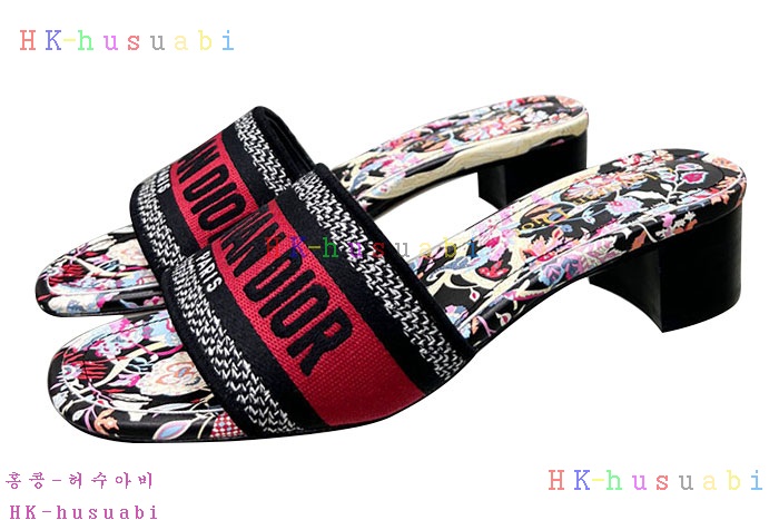 NEW 디올 샌들 신상 DR 677406