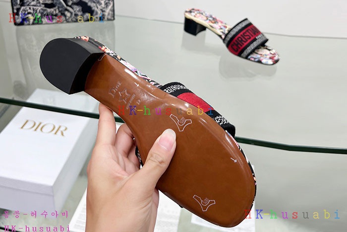 NEW 디올 샌들 신상 DR 677406
