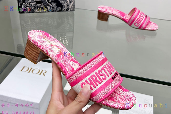 NEW 디올 샌들 신상 DR 677408