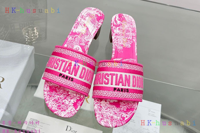 NEW 디올 샌들 신상 DR 677408
