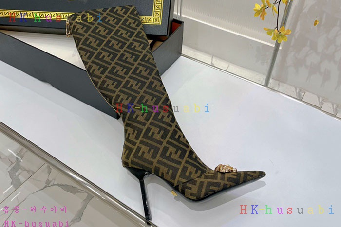 NEW 베르사체 신발 신상 V 5524002