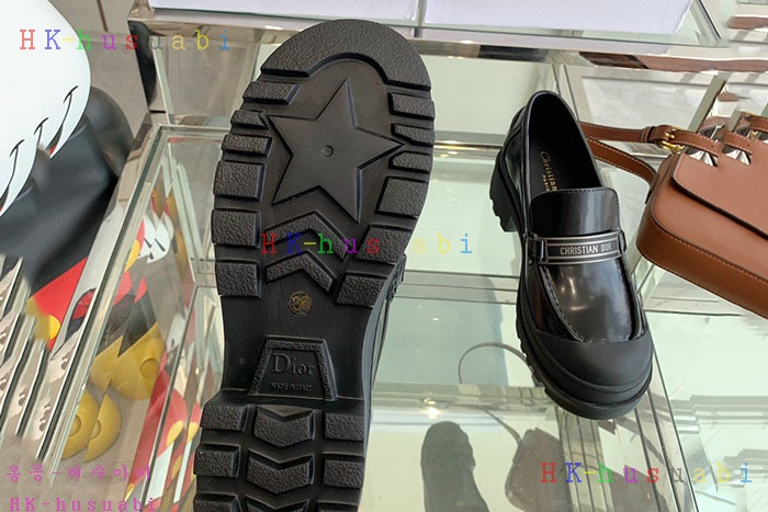 NEW 디올 신발 신상 DR 553320