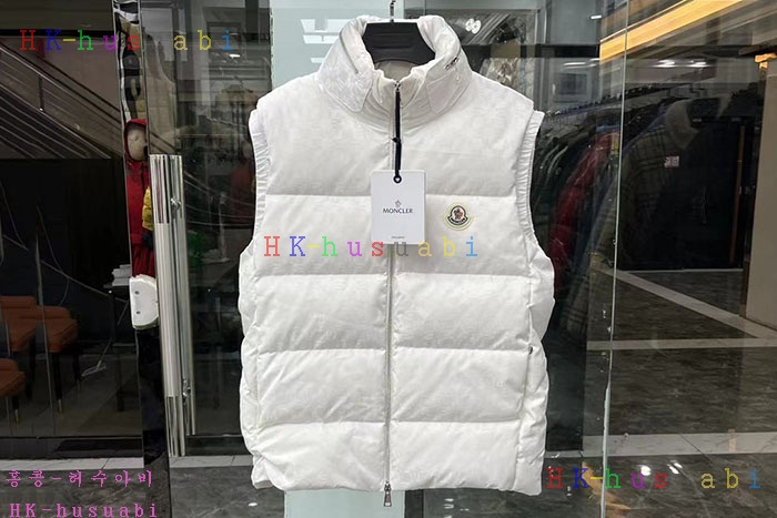 NEW 몽클레어 패딩조끼 신상 M 755024