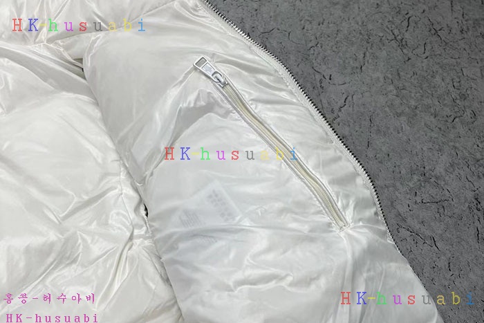 NEW 몽클레어 패딩조끼 신상 M 755024