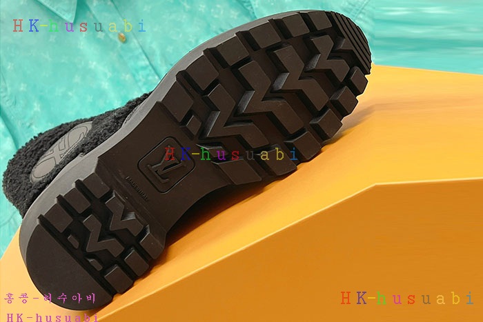 NEW 루이비통 부츠 신상 LV 884556