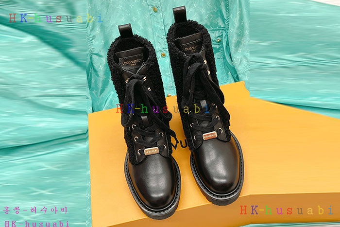 NEW 루이비통 부츠 신상 LV 884556