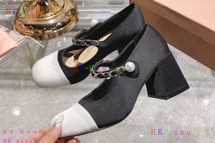 NEW 미우미우 신발 신상 M 999520