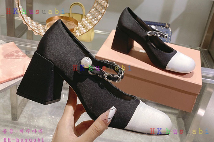 NEW 미우미우 신발 신상 M 999520