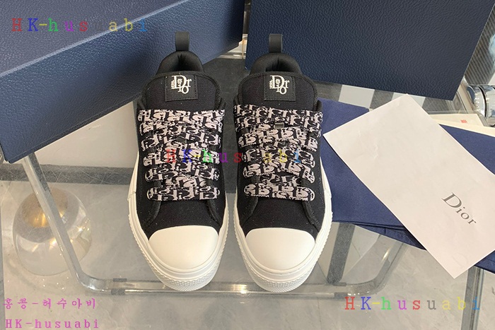 NEW 디올 신발 신상 DR 958808
