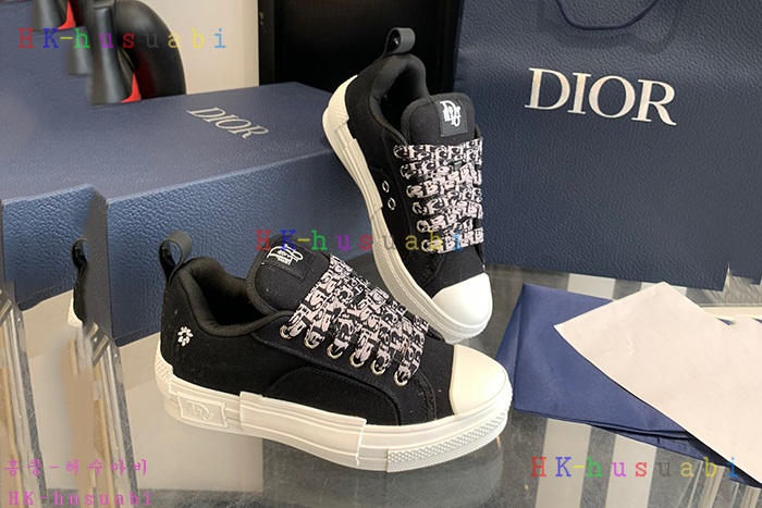 NEW 디올 신발 신상 DR 958808