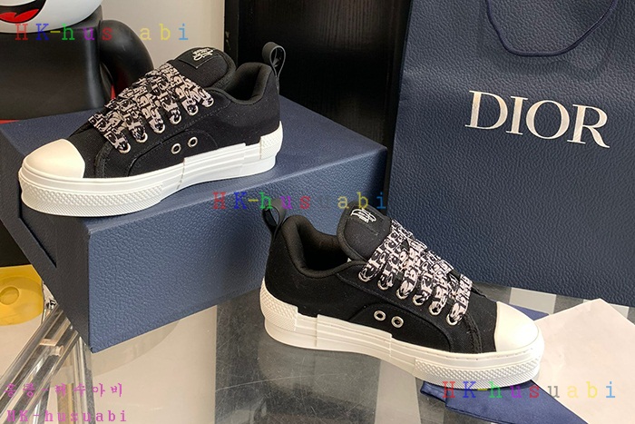 NEW 디올 신발 신상 DR 958808