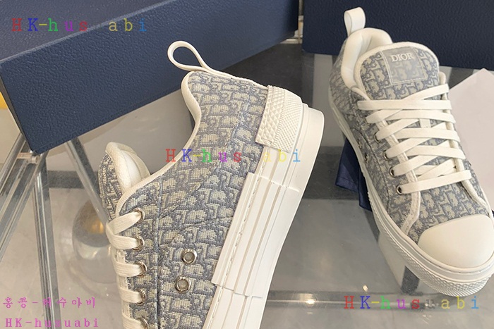 NEW 디올 신발 신상 DR 958809