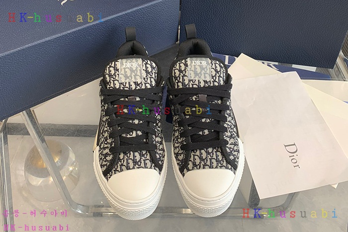 NEW 디올 신발 신상 DR 958810