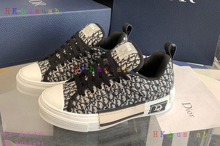 NEW 디올 신발 신상 DR 958810