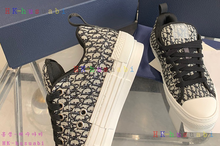 NEW 디올 신발 신상 DR 958810