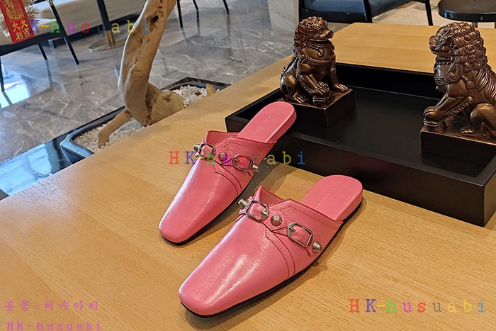 NEW 발렌시아가 신발 신상 B 852243