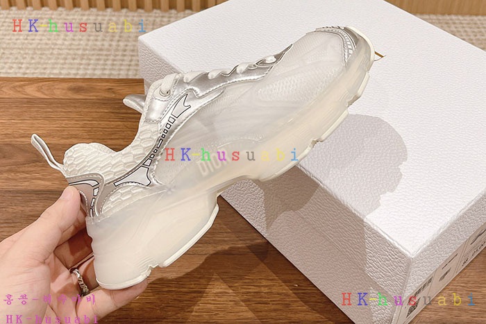 NEW 디올 신발 신상 DR 524110