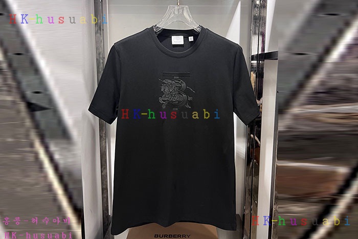 NEW 버버리 반팔티 신상 B  925001