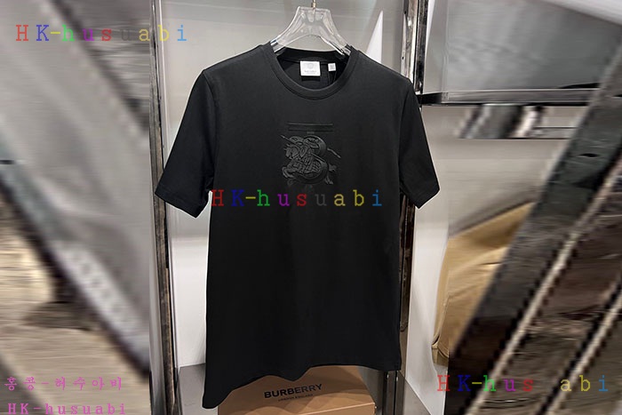 NEW 버버리 반팔티 신상 B  925001