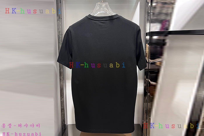 NEW 버버리 반팔티 신상 B  925001
