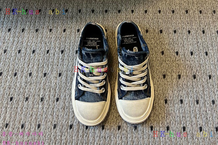 NEW 발렌시아가 신발 신상 B 824001