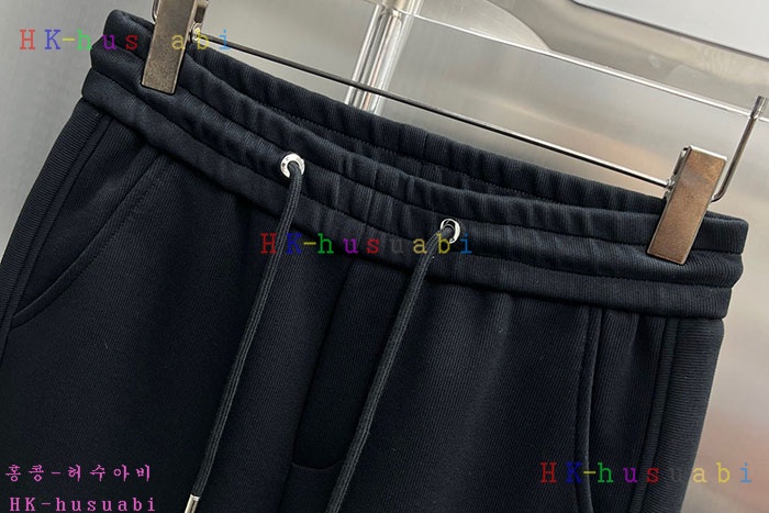 NEW 몽클레어 바지 신상 M 552810