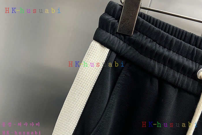NEW 몽클레어 바지 신상 M 552814
