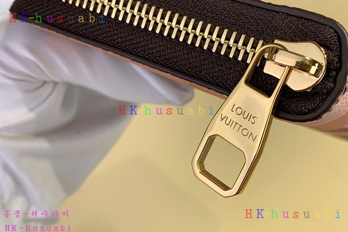 ★미러급★루이비통 남성 지피 버티컬 월렛 M82590(2컬러)