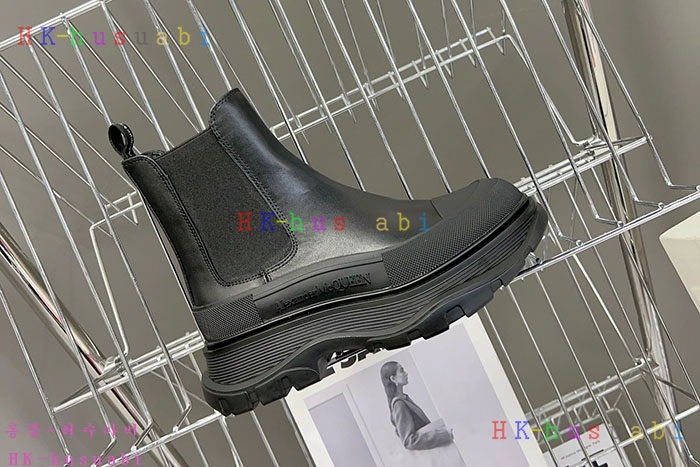 NEW 알렉산더맥퀸 신발 신상 MQ 687708
