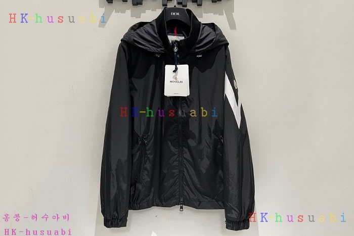NEW 몽클레어 자켓 신상 M  5282275