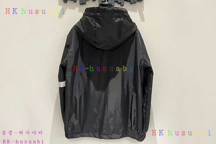 NEW 몽클레어 자켓 신상 M  5282275