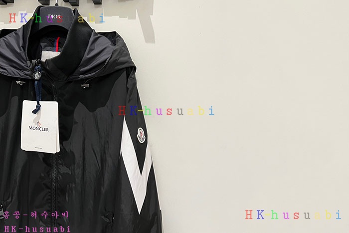 NEW 몽클레어 자켓 신상 M  5282275