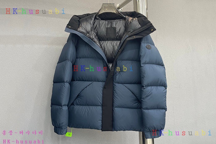 NEW 몽클레어 패딩 신상 M 1074025