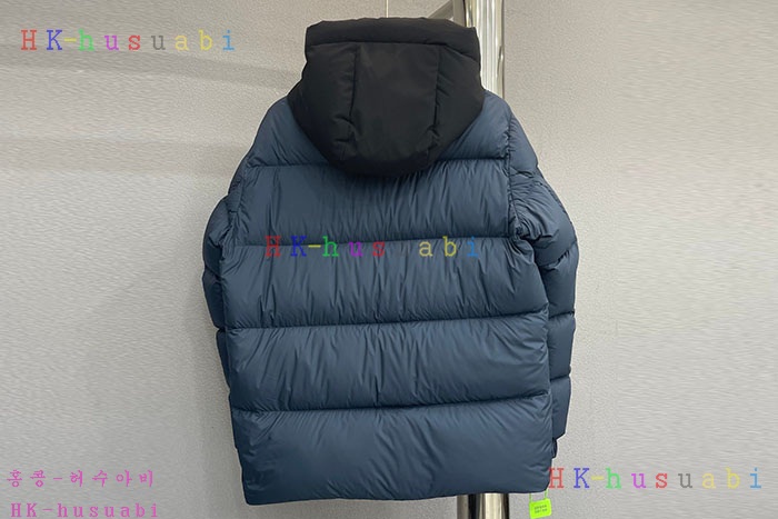 NEW 몽클레어 패딩 신상 M 1074025