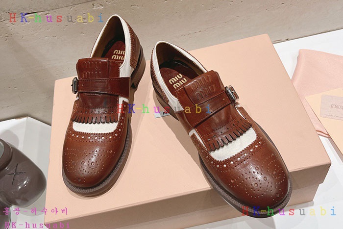NEW 미우미우 신발 신상 MU 9588105