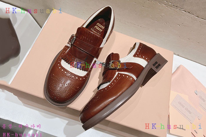 NEW 미우미우 신발 신상 MU 9588105