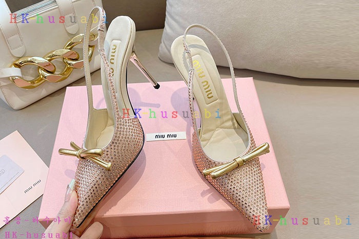 NEW 미우미우 신발 신상 MU 557022