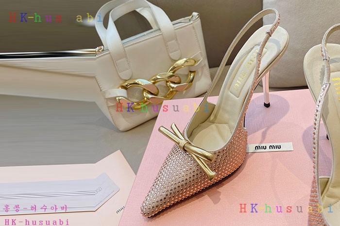 NEW 미우미우 신발 신상 MU 557022