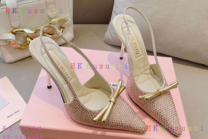 NEW 미우미우 신발 신상 MU 557022