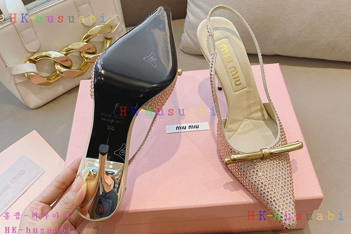 NEW 미우미우 신발 신상 MU 557022