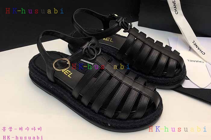 NEW 샤넬 신발 신상 C 743040